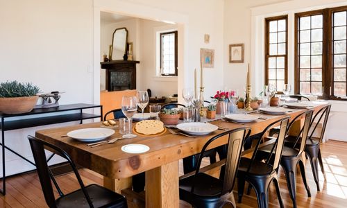 Utensils for eating on the table (Tableware)